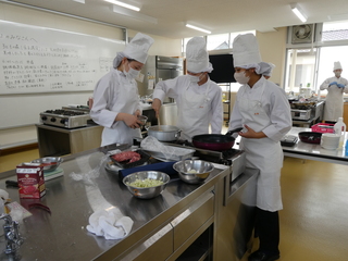 R7子どもの森食育02★P1000362