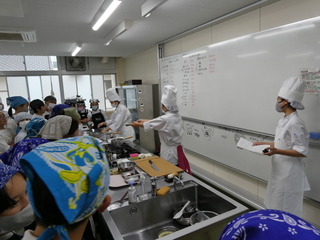 R7野田小郷土料理01★P1000621